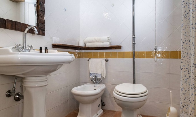 Castiglione della Pescaia Apartamento | Duchy. Independent studio apartment with kitchenette