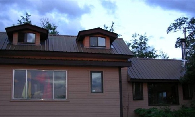 Babb Casa | Duck Lake House / Glacier Park / St. Mary & Many Glacier