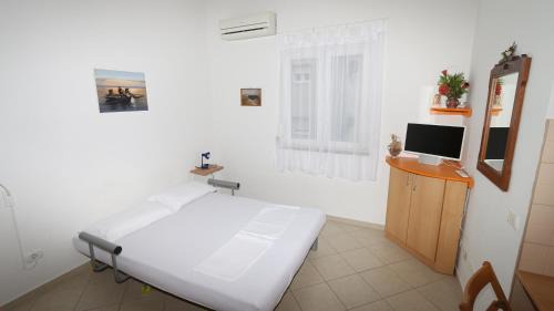 Istok Apartamento | Dugiš studio-no parking
