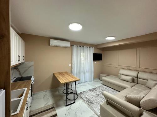 Korce Apartamento | Dukati Guesthouse