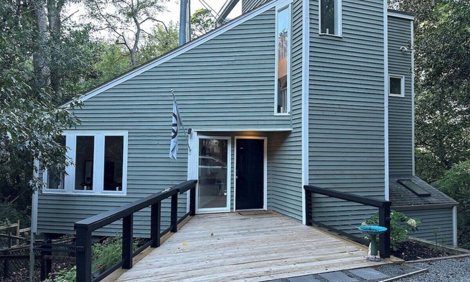 Durham Casa | Duke-Rockwood Gem: 2BR/2BA w/ Office & Fenced Yard