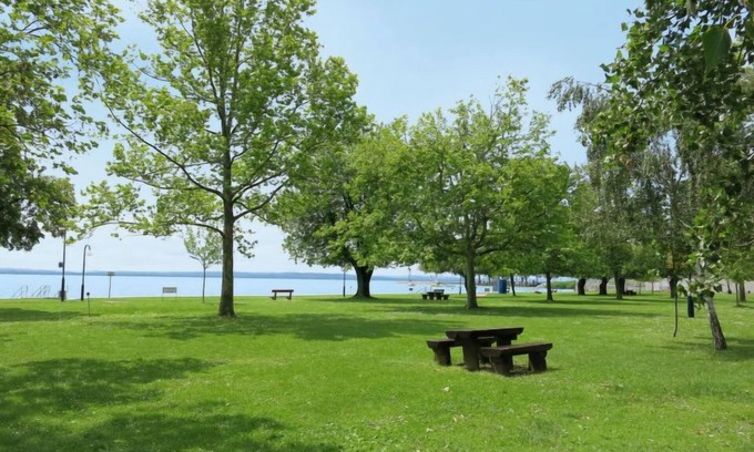 Alsóörs Casa | Casa de vacaciones Dul (FUR105) en Balatonfured - 4 personas, 2 dormitorios