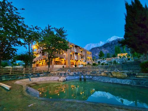 Hunza Complejo | Dumani Nagar Hotel & Resort