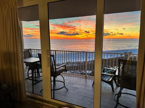 Gulf Lagoon Beach Apartamento | Dunes of Panama E605 2BR 2BA BEACHFRONT condo