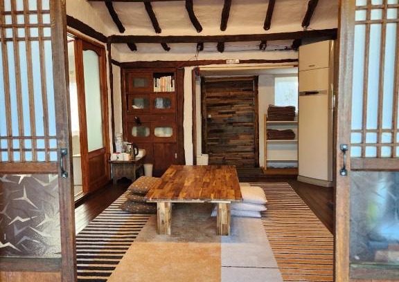 Gujwa Casa | Dunji Stay