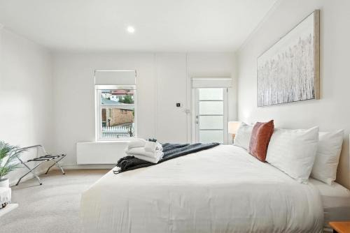 North Hobart Casa | Dunn Cottage North Hobart x 6