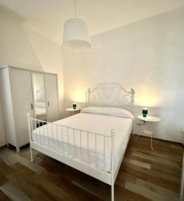 Historical Downtown Salerno Apartamento | Duomo Boutique Apartment