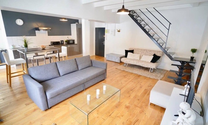 9th Arrondissement Apartamento | Duplex neuf ( 8 pers) St Didier-Vaise-Lyon