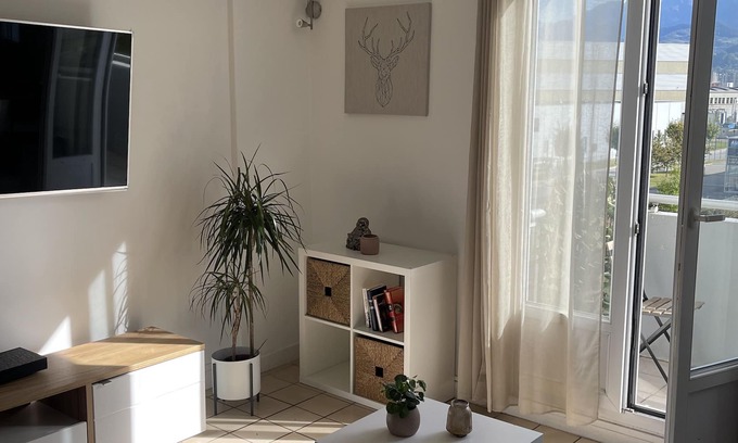 Quartier Capuche-Allies Apartamento | Duplex à Grenoble Avec Parking Gratuit