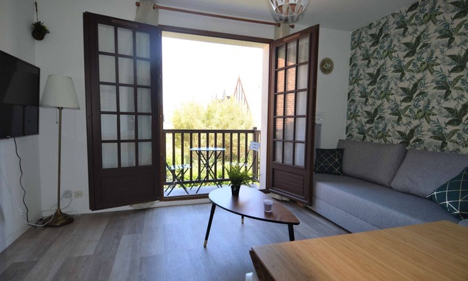 Courseulles-sur-Mer Apartamento | Duplex apartment - close to the beach with balcony