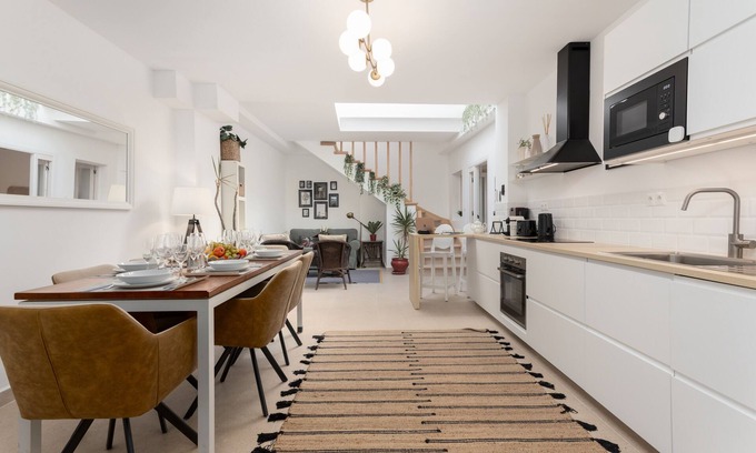 Centro histórico de Estepona Casa | Casa Mata Violeta en el corazón del casco antiguo. 250 metros de la Playa 150m2