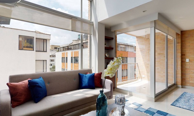 Santa Ana Apartamento | APTO DUPLEX CERCA DE UNICENTRO 3 HAB CON BALCÓN