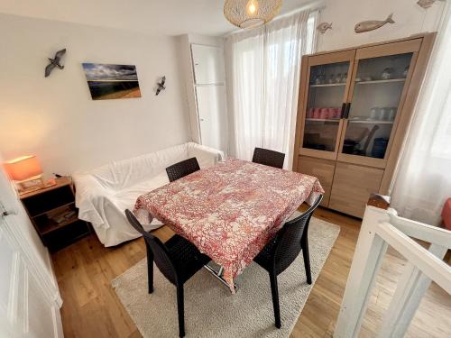 Granville Apartamento | Duplex Atypique avec Terrasse à 400m de la Plage et du Centre - FR-1-361-333