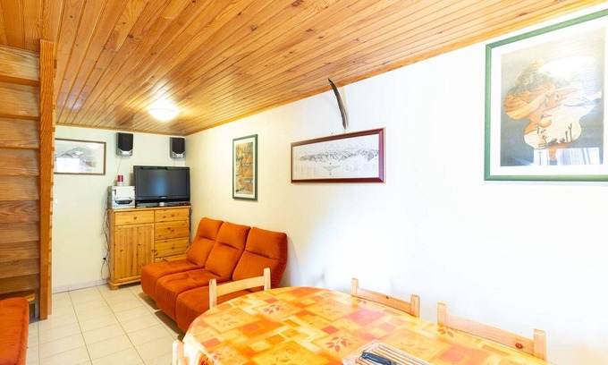 Loudervielle Chalet De Esquí | Chalet dúplex para 6 personas en Peyragudes con 3 habitaciones, terraza y barbacoa
