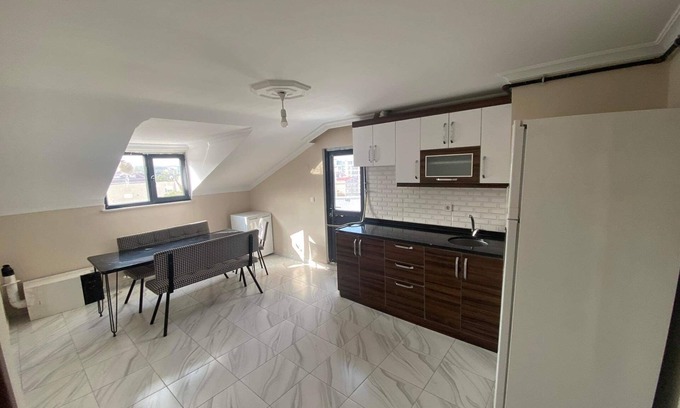 Arnavutkoy Apartamento | Duplex close to Airport enough for big group/ family