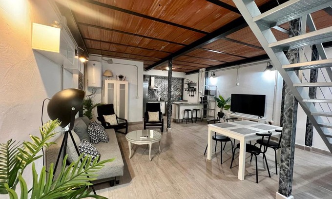 Jardin de la Abadia Apartamento | Duplex Huelin III & Beach by ELE Apartments
