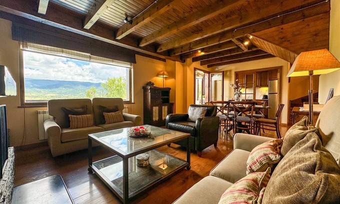 Puigcerda Apartamento | Duplex Moixeró: Mountain Escape