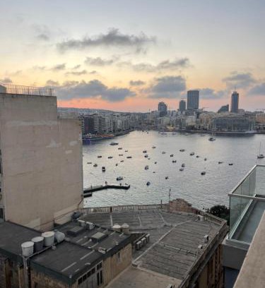 Tower Road Apartamento | Duplex Penthouse in Sliema