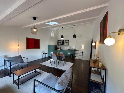 Roquesteron Apartamento | Duplex refait à neuf Village au coeur de la nature