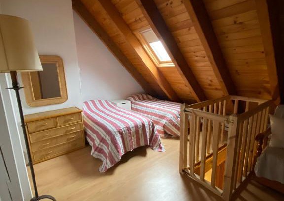 Pla de l'Ermita Apartamento | Duplex Sky, muy cerca estación ski, Bonito y acogedor