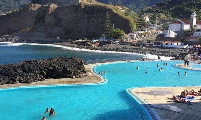 Porto da Cruz Casa | Dúplex con terraza! Excelente ubicación, 100 metros de la playa