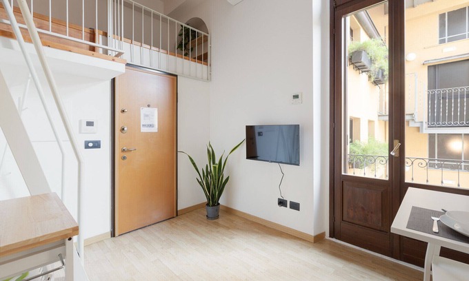 Magenta Apartamento | Duplex with balcony on 2 levels Milan-C.so Magenta