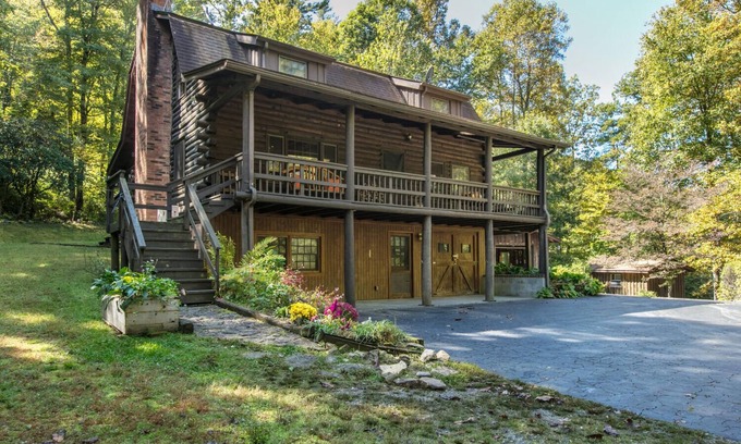 Hendersonville Casa | Cabaña Dupont Forest Trailside