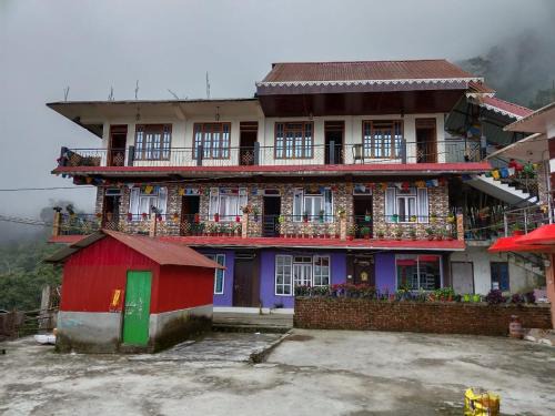 Rishop Casa | Durga Homestay Property of Royal Respite