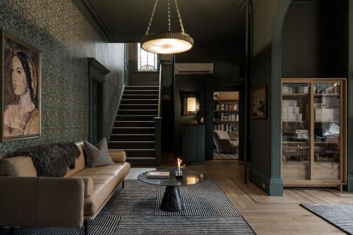 Downtown St. John's Casa | Dvele Inn