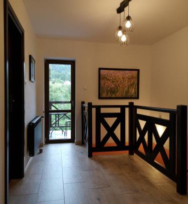 Lutowiska Casa | Dwerniczek 7