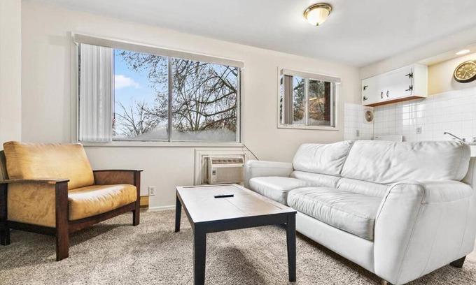 Cliff - Cannon Apartamento | Dwntwn 1 bedroom Walk to Hospital TV WIFI