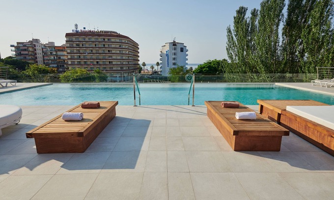 Santa Susanna Hotel | DWO Sirius -Adults Only