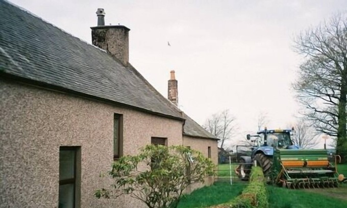 Mauchline Otro | Dykefield Farm B&B