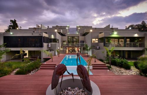 Greater Johannesburg Metropolitan Area Apartamento | Dynasty Forest Sandown Serviced Apartments & Self Catering Hotel