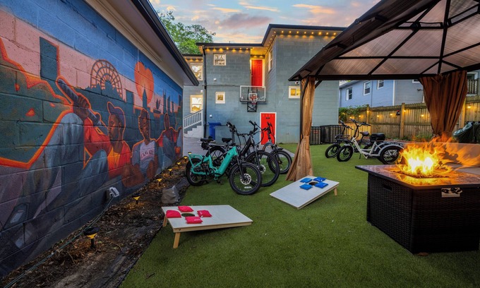Pittsburgh Casa | Bicicletas eléctricas/Proyector/Sala de Arcade/Pickleball/Centro de Atlanta