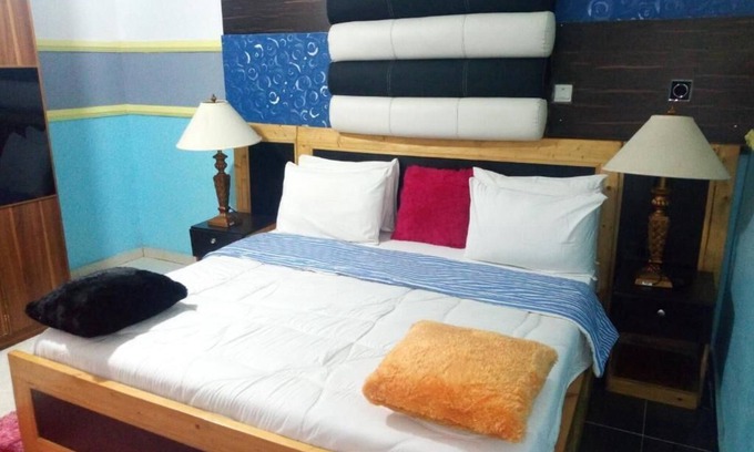 Abuja Hotel | E-Class Resorts