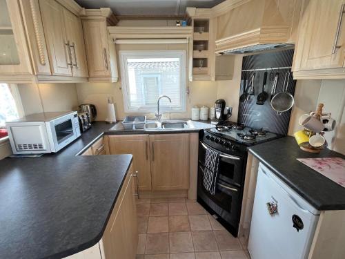 Great Yarmouth Complejo | Eagle 63, Scratby - California Cliffs, Parkdean, sleeps 6, pet friendly, bed linen and towels included - close to the beach