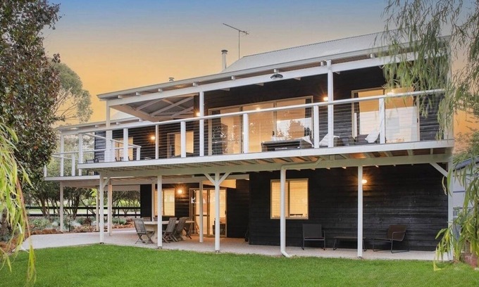 Eagle Bay Casa | Eagle Bay Summerhaus