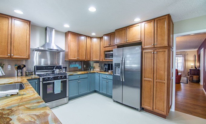 Eagle Casa | Eagle Hills Home--next to Golf Course