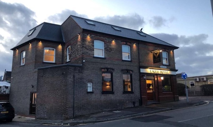 Luton Hotel | Eagle Hotel