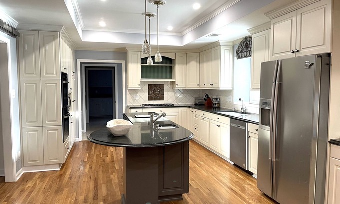Lilburn Cabaña | Eagle Ranch Estate, suburb of Atlanta w/ lake, gym, hot tub, zip lining, etc