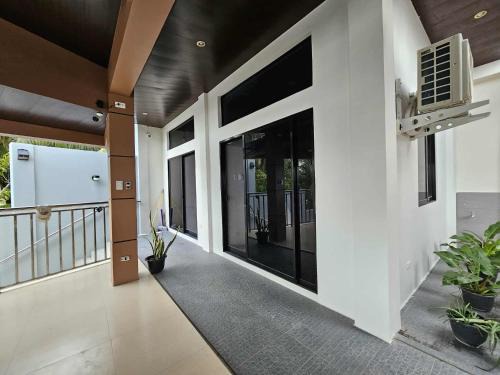 Samal Apartamento | Eagles Nest Beach Resort Room 5