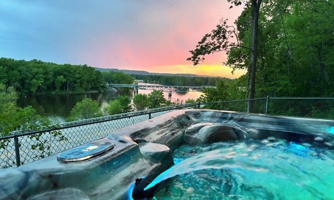 De Soto Cabina | Eagles Nest Hideaway