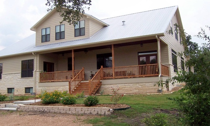Burton Cama Y Desayuno | Eagles Nest Lodge--5 miles from Round Top