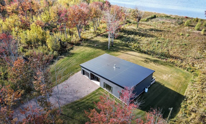 Beaubassin East Casa | Eagles Point - Waterfront Wilderness Retreat with Stunning Views!