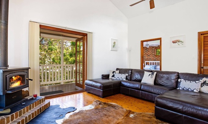 Callala Bay Casa | Eagles Point - Water Views & Spa - Pet Friendly