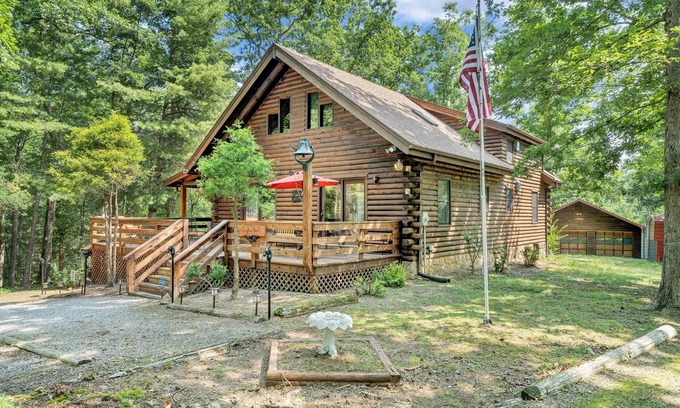 Craig Creek Cabina | Eagles Rest~ Grand, Luxurious & Peaceful— Near Hiking Trails & Virginia Tech!