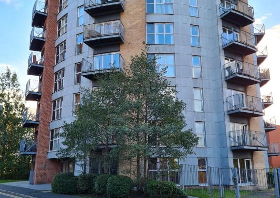 Clayton Apartamento | Eaglet 2 Bedroom Luxury Home near Etihad Staduim