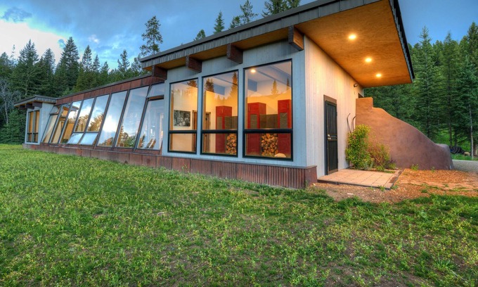 Gallatin Gateway Casa | Earthship Sustainable Home Experience in Big Sky