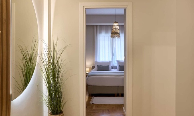 Filopappou Apartamento | Earthy Comfort 2bd Apt With Koukaki Views